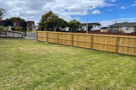 Photo of property in 27 Blanche Way, Half Moon Bay, Auckland, 2012