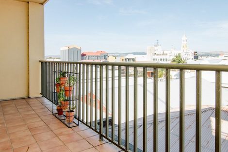 Photo of property in Maddison Apartments, 3/6e Queen Street, Palmerston North, 4410