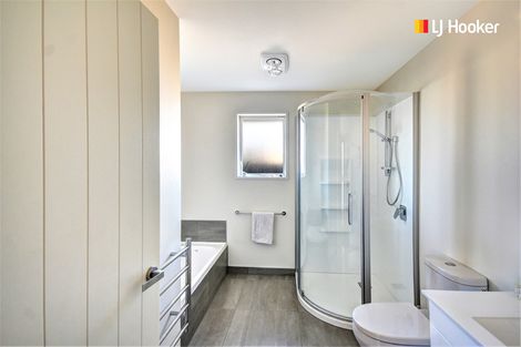 Photo of property in 2 Silverview Place, Mosgiel, 9024