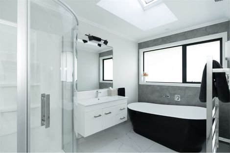 Photo of property in 73 Muhunoa East Road, Ohau, Levin, 5570