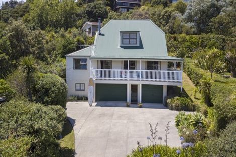 Photo of property in 51 Grand View Road, Leigh, 0985