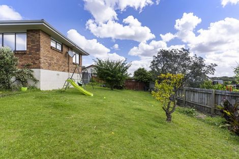 Photo of property in 73 Aberfeldy Avenue, Highland Park, Auckland, 2010