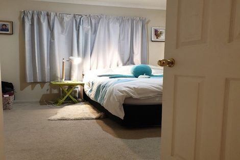 Photo of property in 5a Basra Drive, Henderson, Auckland, 0612