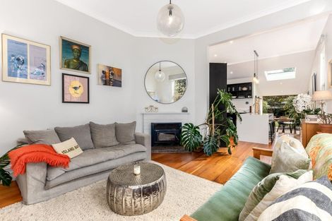 Photo of property in 104 Britomart Street, Berhampore, Wellington, 6023