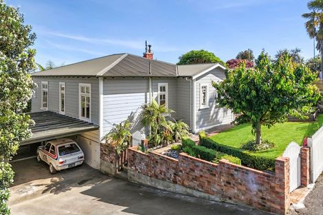 Photo of property in 22 Crescent Street, Richmond, 7020