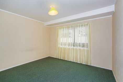 Photo of property in 4 Vela Place, Clarks Beach, 2122