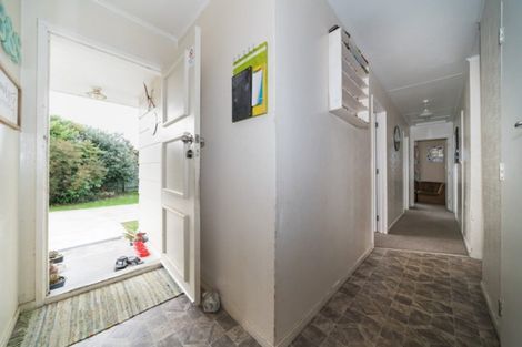 Photo of property in 28 Dewe Avenue, Feilding, 4702