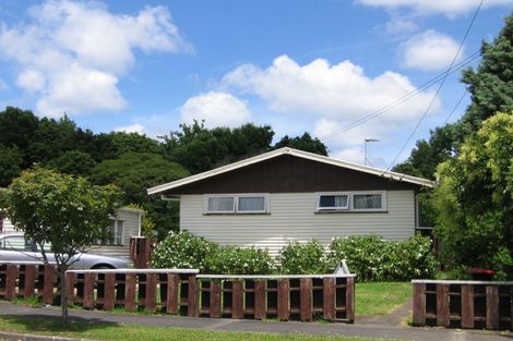 Photo of property in 120 Holly Street, Avondale, Auckland, 1026