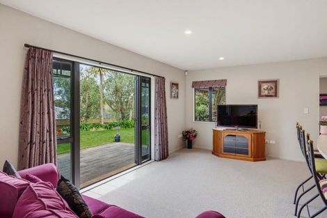 Photo of property in 16 Rifleman Lane, Paraparaumu Beach, Paraparaumu, 5032