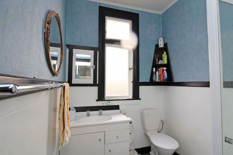 Photo of property in 5 Conway Street, Oamaru North, Oamaru, 9400