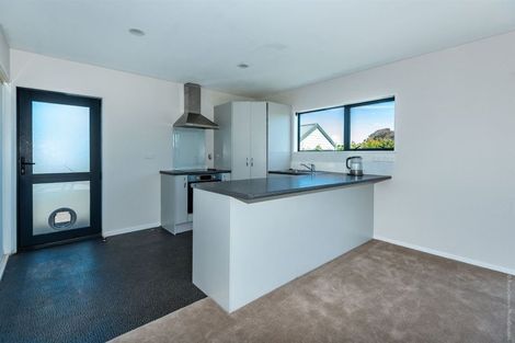 Photo of property in 68 Pacific Road, North New Brighton, Christchurch, 8083