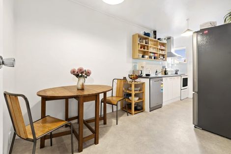 Photo of property in 2/95a Freyberg Street, Lyall Bay, Wellington, 6022