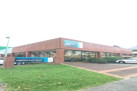 Photo of property in 3/7 Highland Park Drive, Highland Park, Auckland, 2010