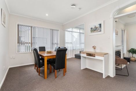 Photo of property in 4 Mckenzie Terrace, Carterton, 5713