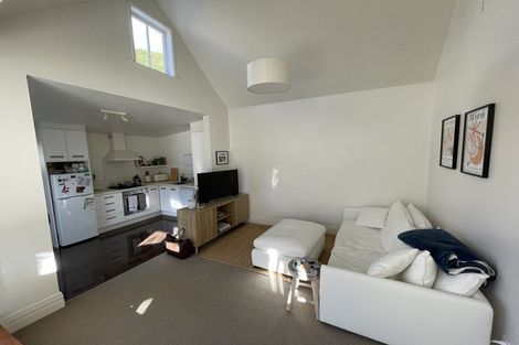 Photo of property in 5 Stafford Street, Mount Victoria, Wellington, 6011