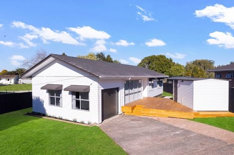 Photo of property in 7 Damian Way, Weymouth, Auckland, 2103
