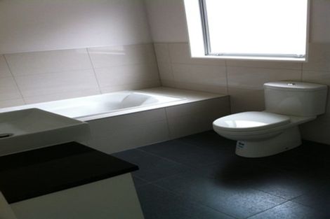 Photo of property in 14 Killarney Drive, Flat Bush, Auckland, 2019