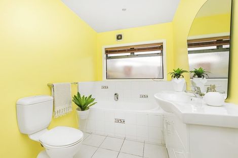 Photo of property in 8 Bowsprit Way, Whitby, Porirua, 5024