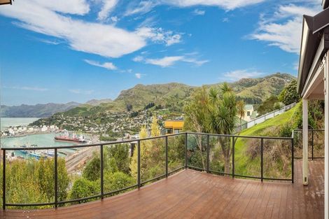 Photo of property in 30 Gilmour Terrace, Lyttelton, 8082