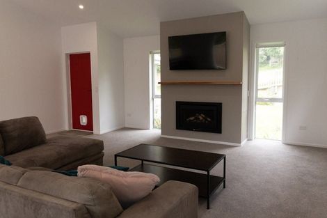 Photo of property in 3b Matipo Avenue, Pomare, Rotorua, 3015
