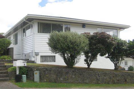 Photo of property in 6 Astor Street, Karori, Wellington, 6012