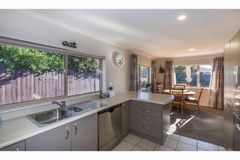 Photo of property in 21b Pine Avenue, New Brighton, Christchurch, 8061