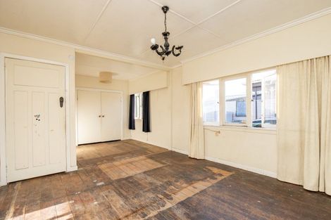 Photo of property in 9 Front Miranda Road, Waitakaruru, Thames, 3576