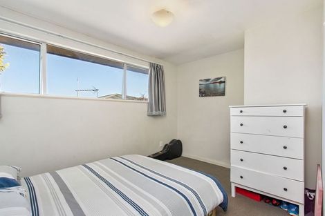 Photo of property in 1/166 Avonhead Road, Avonhead, Christchurch, 8042