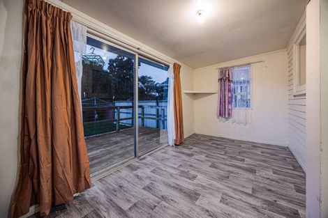 Photo of property in 27 President Avenue, Papakura, 2110