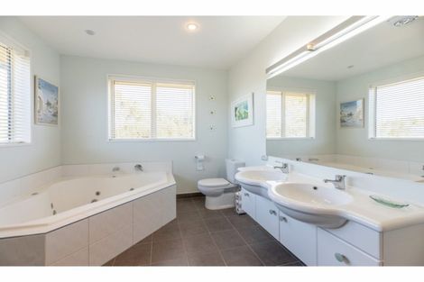 Photo of property in 62 Windsor Drive, Kirwee, Darfield, 7571