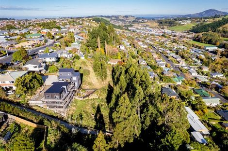 Photo of property in 220 Kenmure Road, Kenmure, Dunedin, 9011