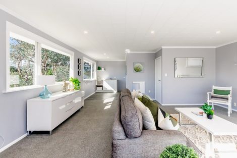 Photo of property in 1 Hadfield Place, Paraparaumu Beach, Paraparaumu, 5032