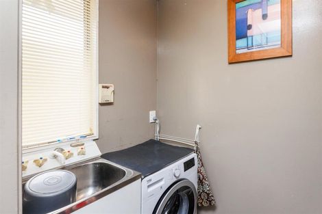 Photo of property in 24 Barton Street, Marton, 4710