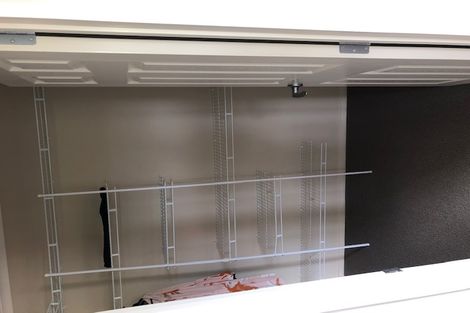 Photo of property in 28 Salford Crescent, Flat Bush, Auckland, 2019