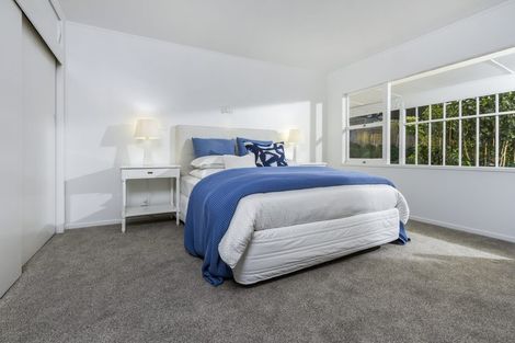 Photo of property in 29 Whitby Crescent, Mairangi Bay, Auckland, 0630