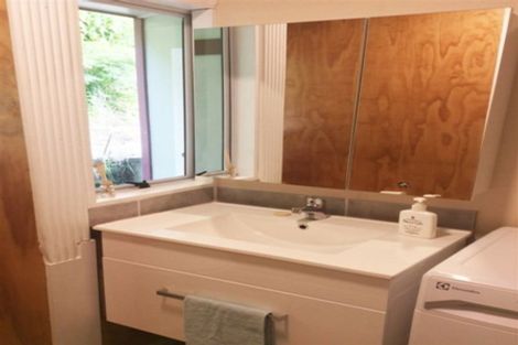 Photo of property in 9 Waiotahi Road, Thames, 3500