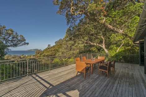 Photo of property in 49 Mount Avenue, Pauanui, Hikuai, 3579