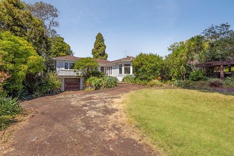 Photo of property in 49 Koromiko Street, New Lynn, Auckland, 0600