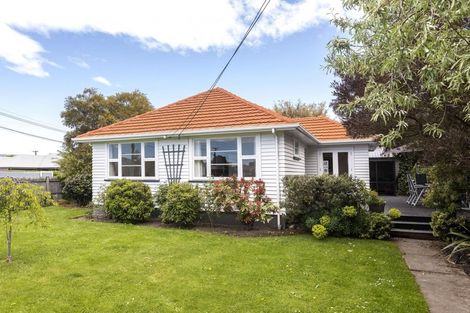 Photo of property in 10 Waters Street, Hoon Hay, Christchurch, 8025