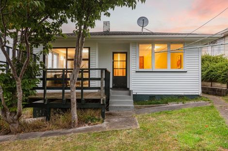 Photo of property in 18 Aparangi Crescent, Elsdon, Porirua, 5022