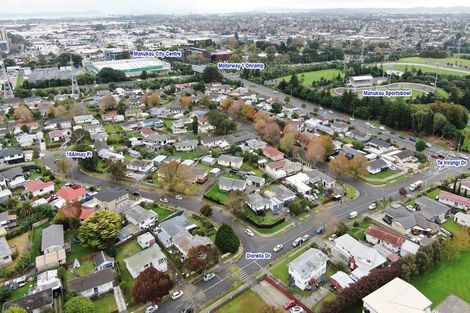 Photo of property in 15 Almay Place, Clover Park, Auckland, 2019