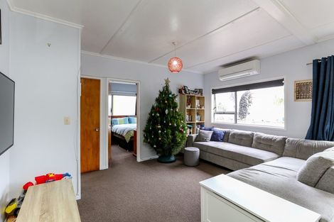 Photo of property in 48b Pitcairn Street, Oakura, 4314