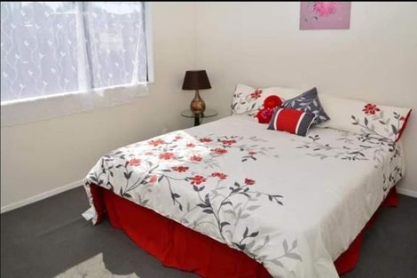 Photo of property in 2/70 Palmers Road, Clendon Park, Auckland, 2103