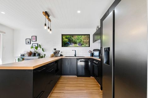 Photo of property in 93 State Highway 30, Lake Rotoma, Rotorua, 3074