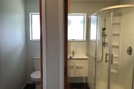 Photo of property in 645 Queen Street East, Levin, 5510