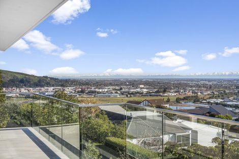 Photo of property in 7 Michael Avenue, Mount Pleasant, Christchurch, 8081