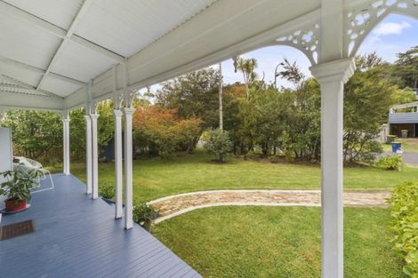 Photo of property in 8 Western Road, Laingholm, Auckland, 0604