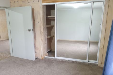 Photo of property in 52 Stokes Valley Road, Stokes Valley, Lower Hutt, 5019