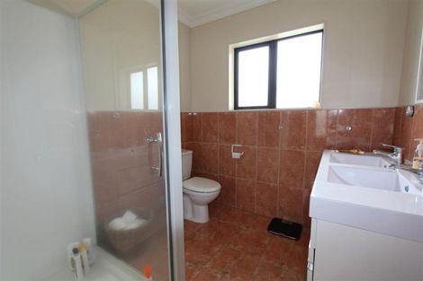 Photo of property in 6 Chadwick Place, Rototuna North, Hamilton, 3210