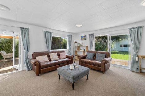 Photo of property in 12 Margaret Avenue, Havelock North, 4130